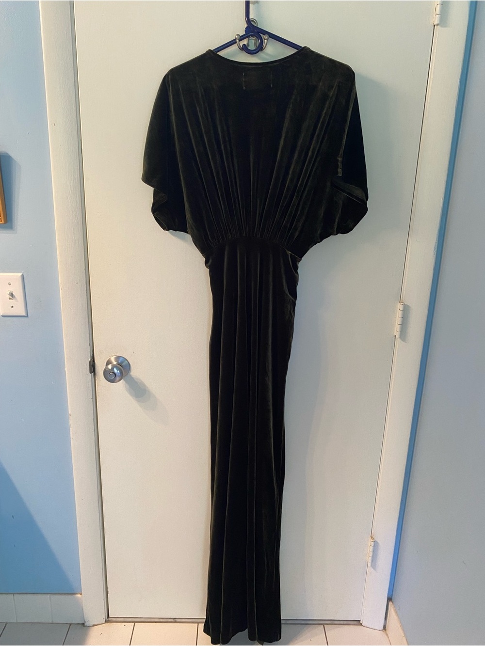 NWT BHLDN Amelia Deep-V Stretch Velvet Maxi Dress in Olive Size S - Picture 8 of 11